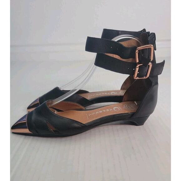 Jeffrey Campbell Sandal SZ 8 Niko Cap In Rosegold Kitten Heel Pointed Toe - Picture 1 of 14